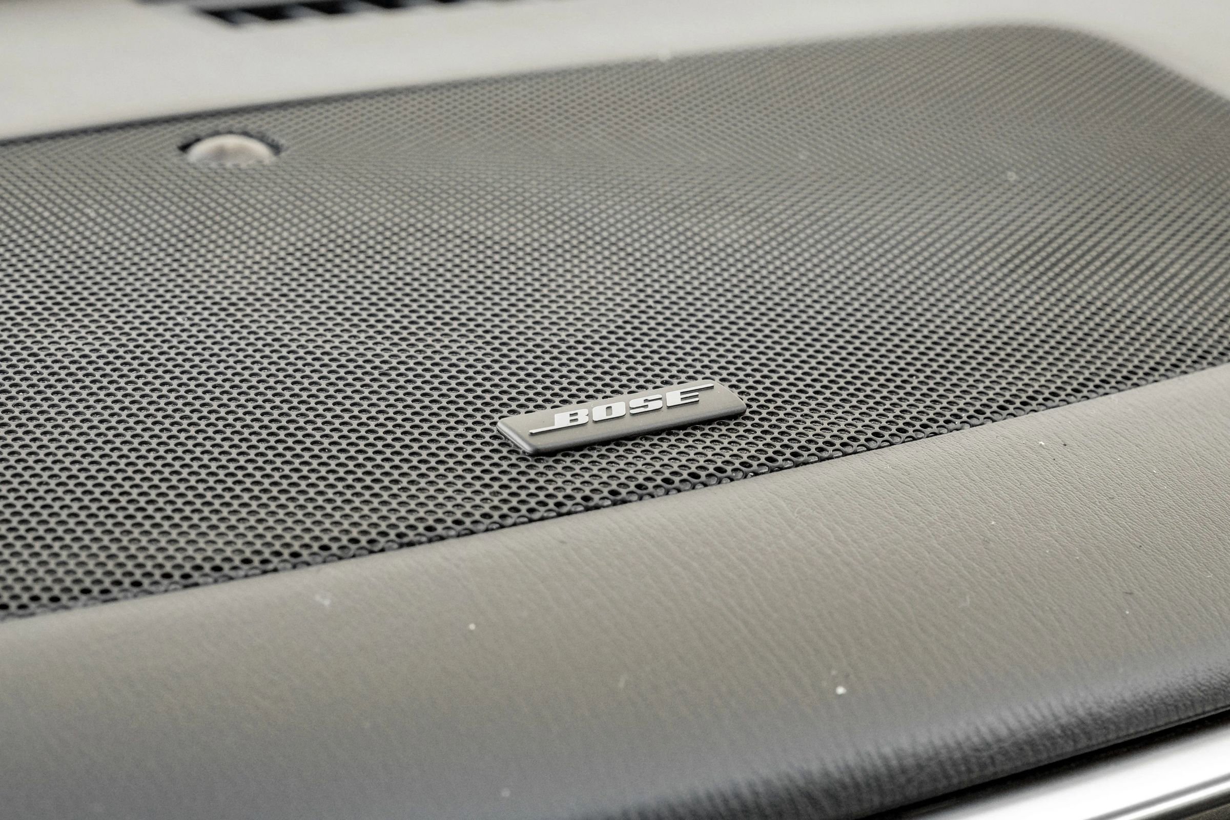 Used 2016 INFINITI QX80 4WD w/ Deluxe Technology Package image 40