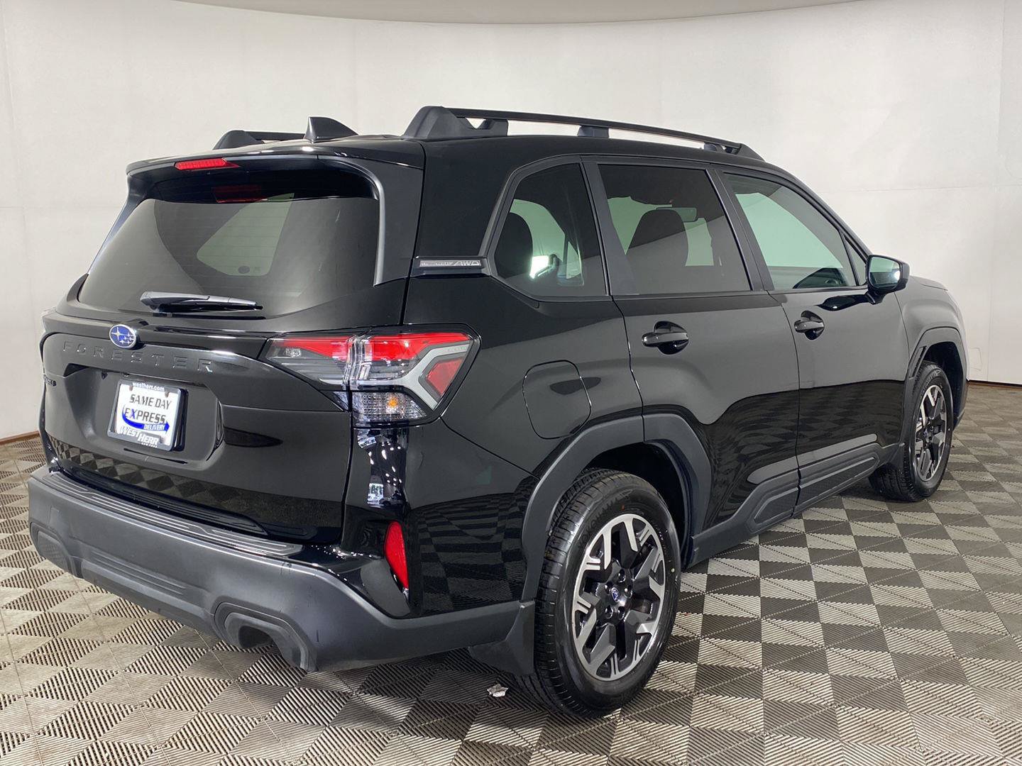 Used 2026 Subaru Forester Premium AWD/4WD image 5