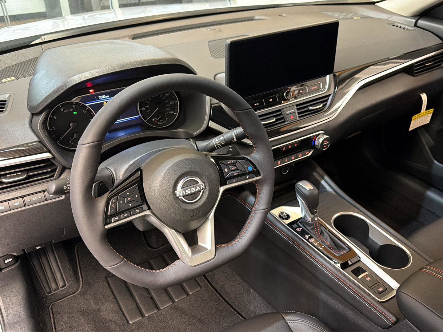 New 2026 Nissan Altima 2.5 SR w/ SR Premium Package FWD image 5