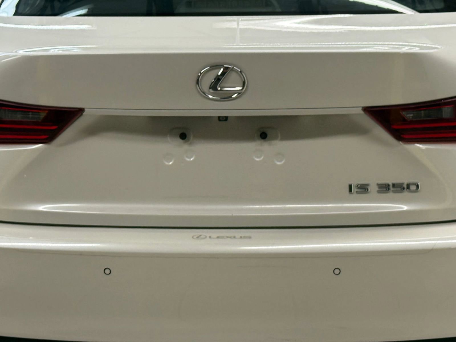 Used 2014 Lexus IS 350 w/ Navigation Package RWD image 11