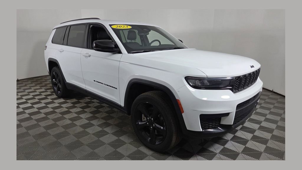 Used 2023 Jeep Grand Cherokee L Laredo
