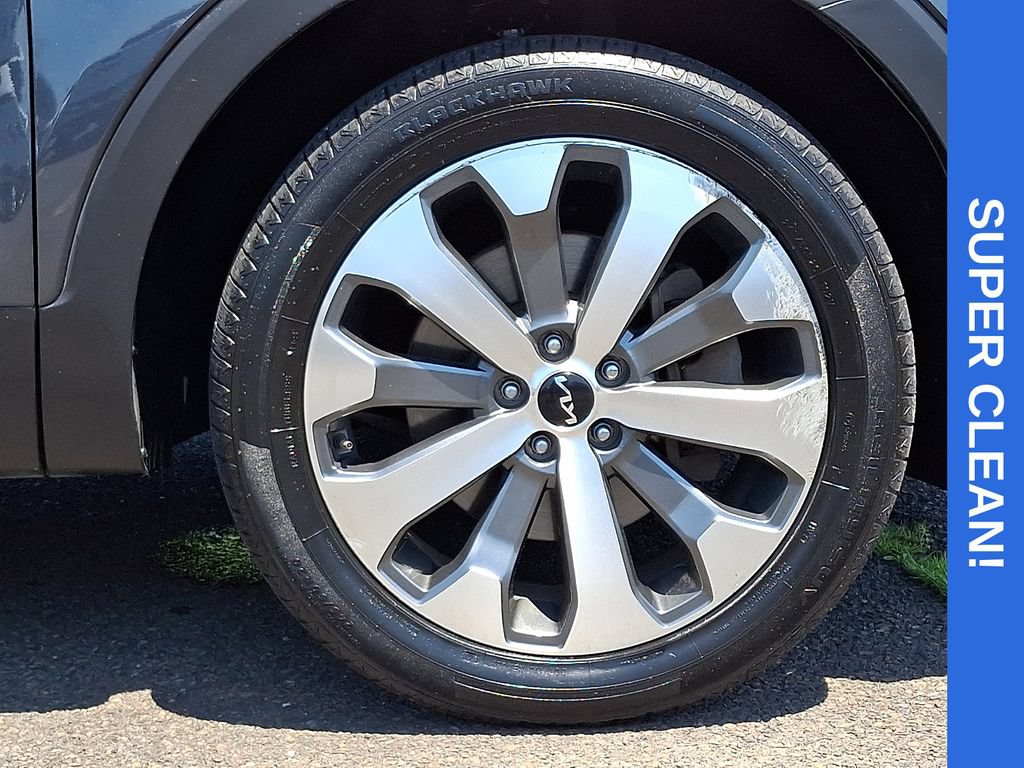 Used 2022 Kia Telluride EX w/ EX Premium Package FWD image 8