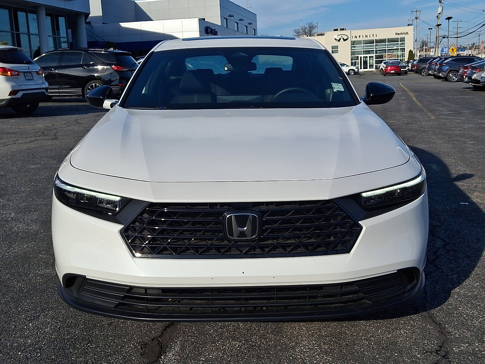 Used 2025 Honda Accord Sport image 2