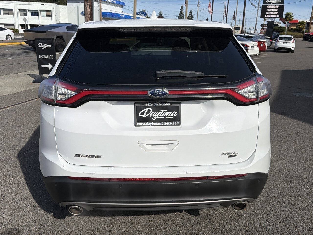 Used 2018 Ford Edge SEL AWD/4WD image 3
