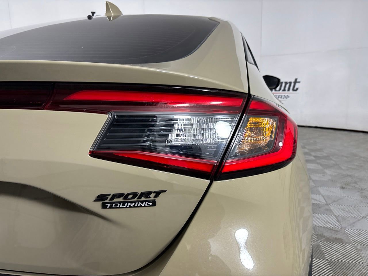 Used 2025 Honda Civic Sport Touring image 31