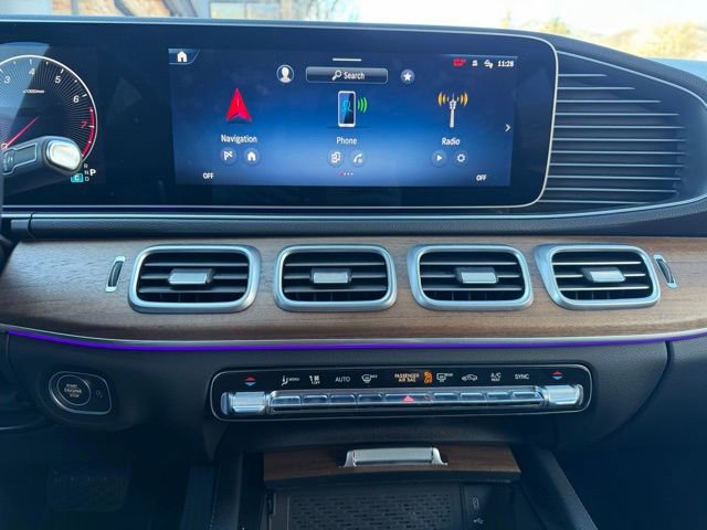 Used 2025 Mercedes-Benz GLE 450 4MATIC image 16