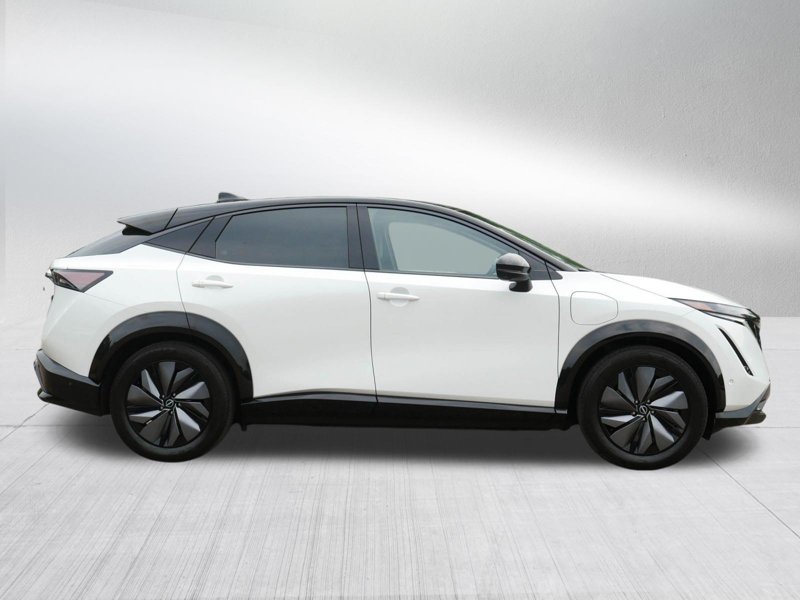 Certified 2024 Nissan Ariya AWD image 8
