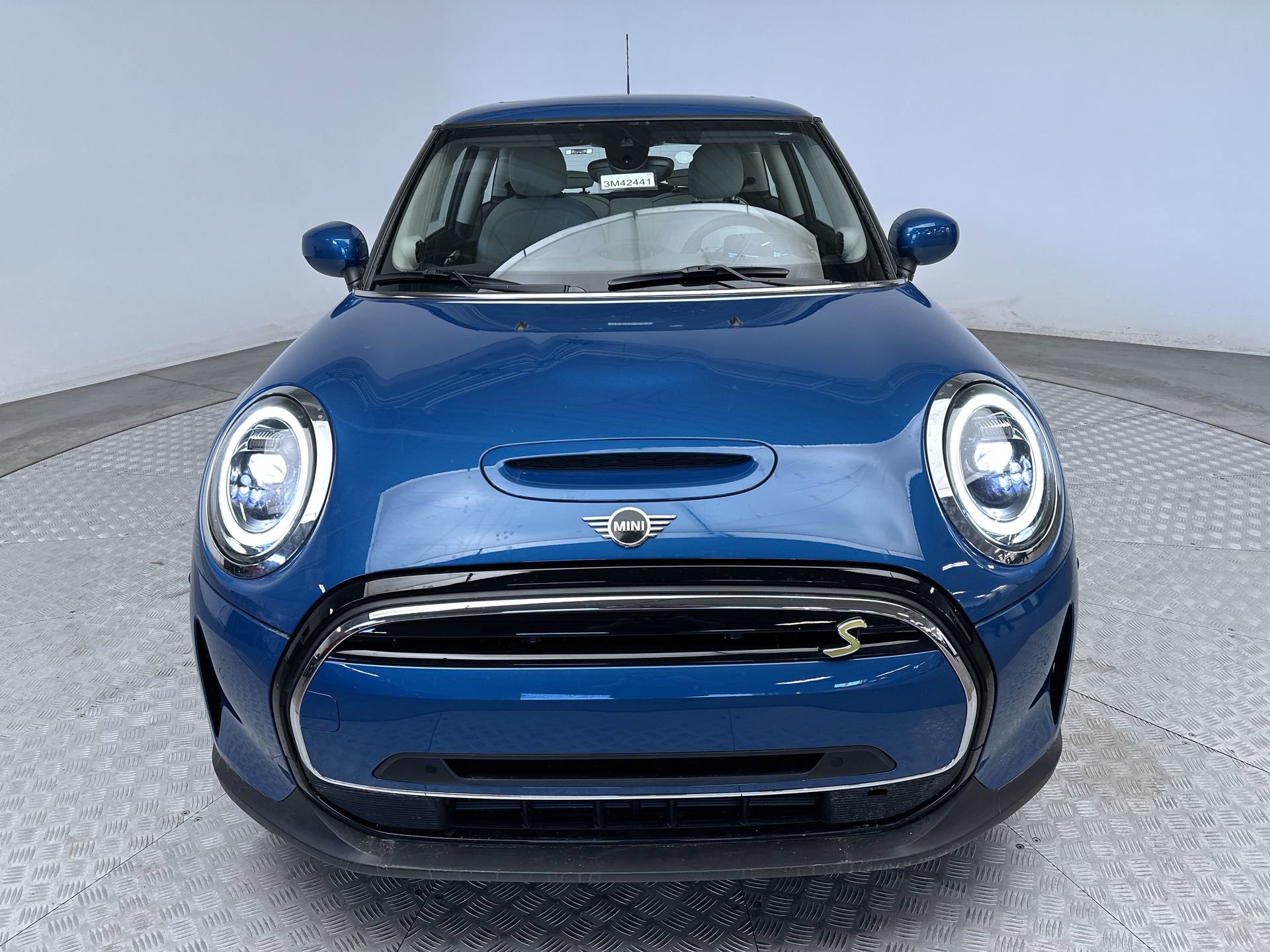 Certified 2024 MINI Cooper SE FWD image 31