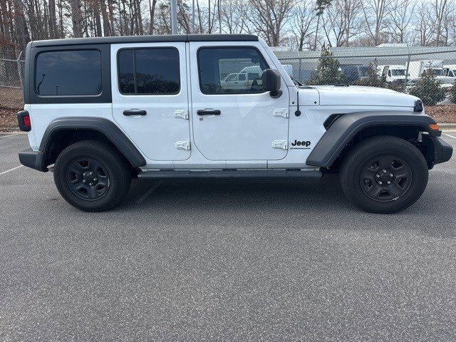 Used 2023 Jeep Wrangler Sport image 4