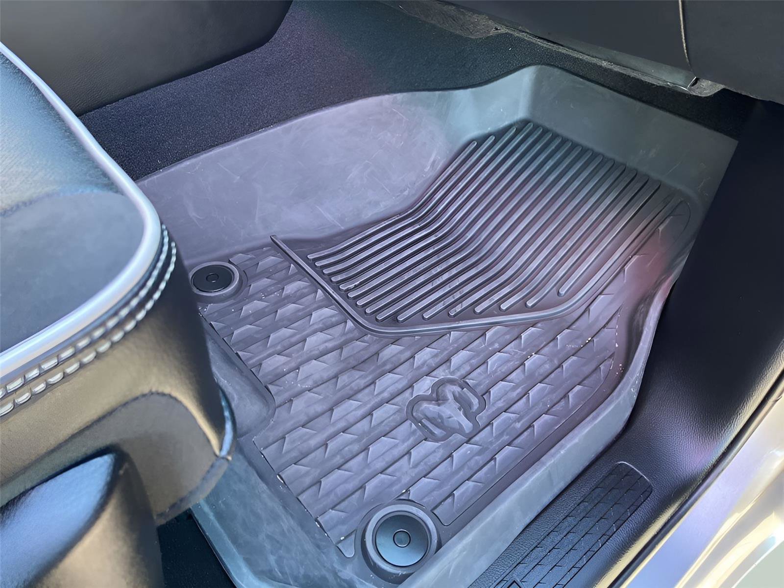 Used 2025 RAM 1500 Laramie w/ Sport Appearance Package image 39