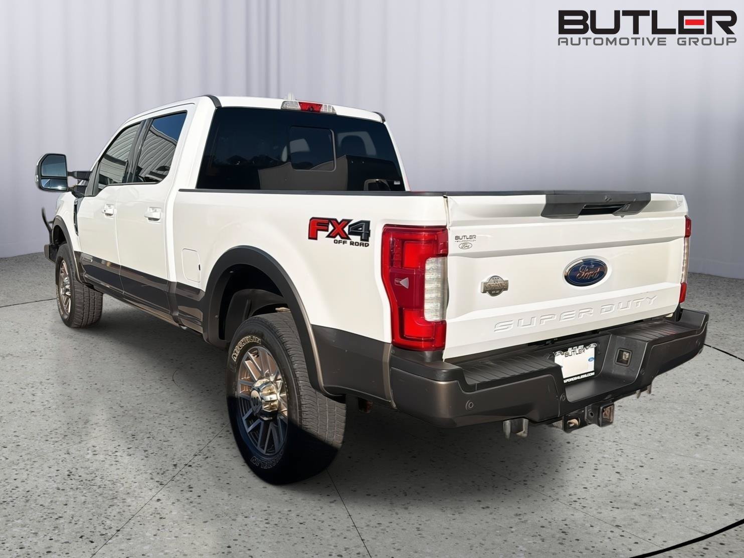 Used 2017 Ford F350 King Ranch w/ King Ranch Ultimate Package AWD/4WD image 10