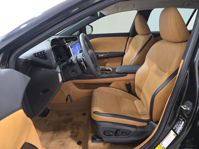 Used 2023 Lexus RZ 450e Premium w/ Technology Package AWD/4WD image 6