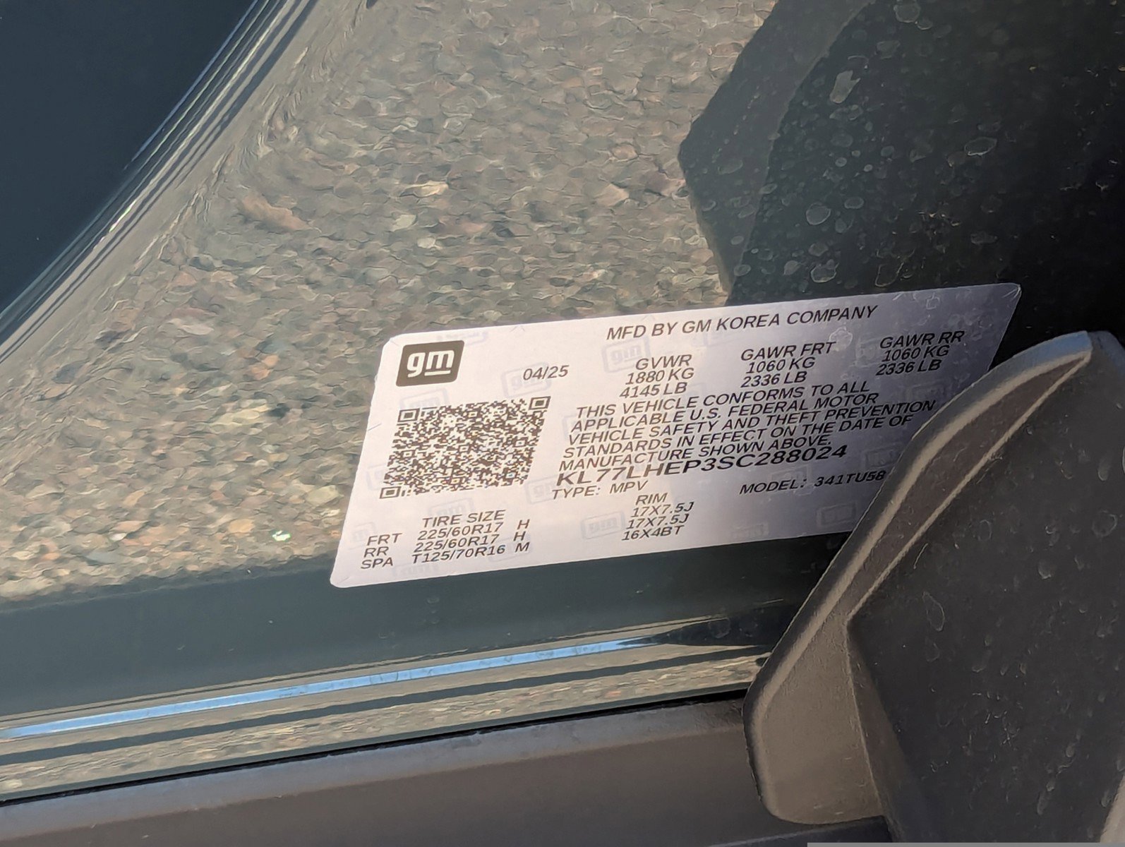 Certified 2025 Chevrolet Trax LT image 35