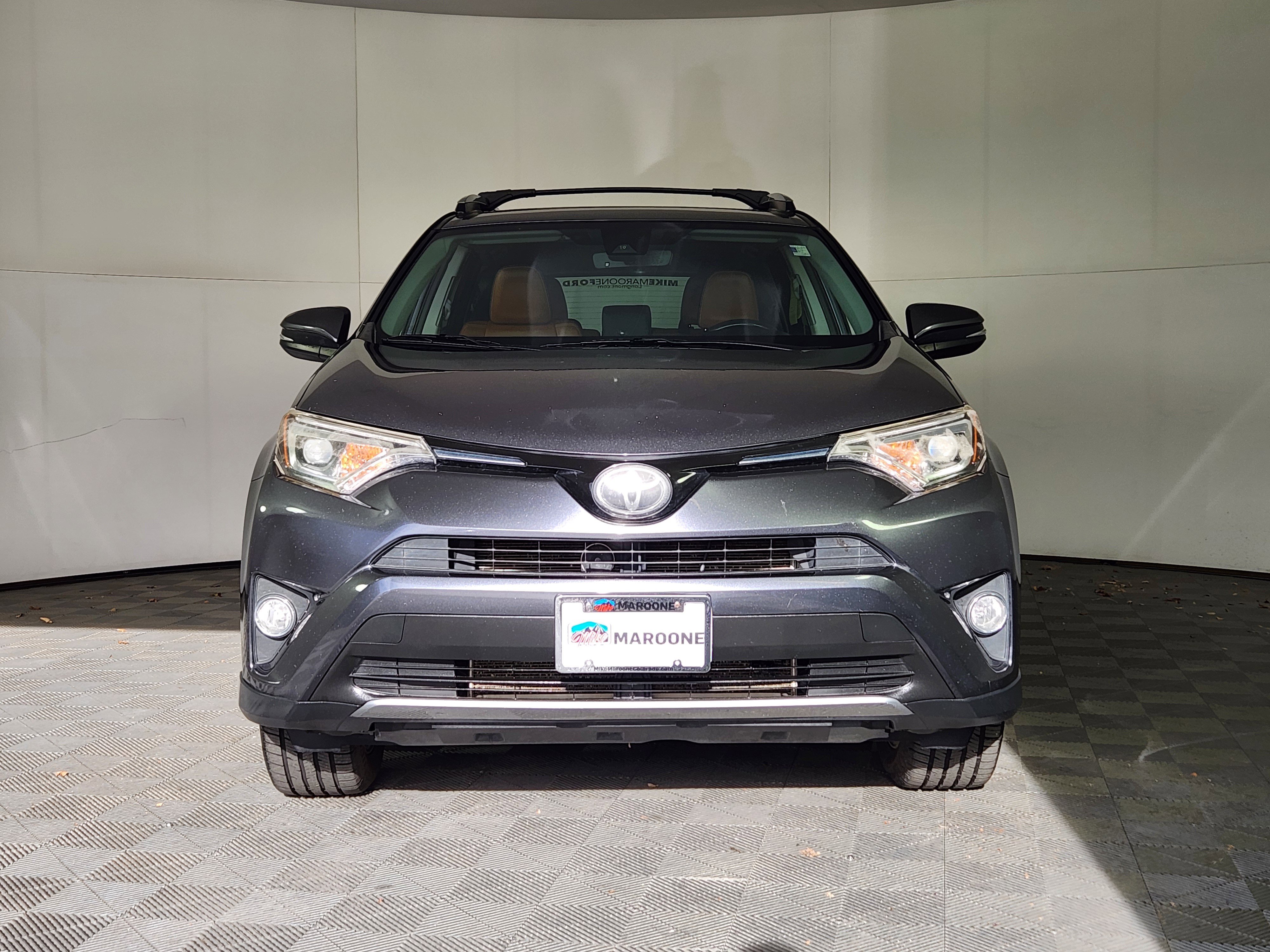 Used 2017 Toyota RAV4 Limited image 2