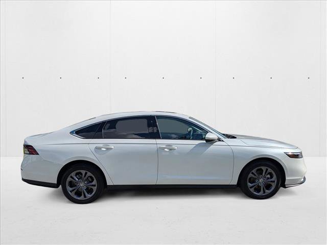 Used 2023 Honda Accord EX image 4