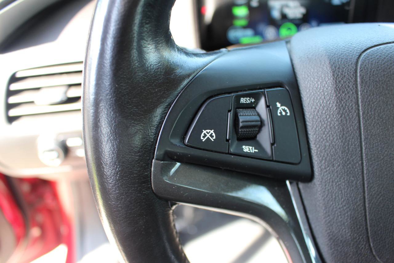 Used 2015 Chevrolet Volt FWD image 18