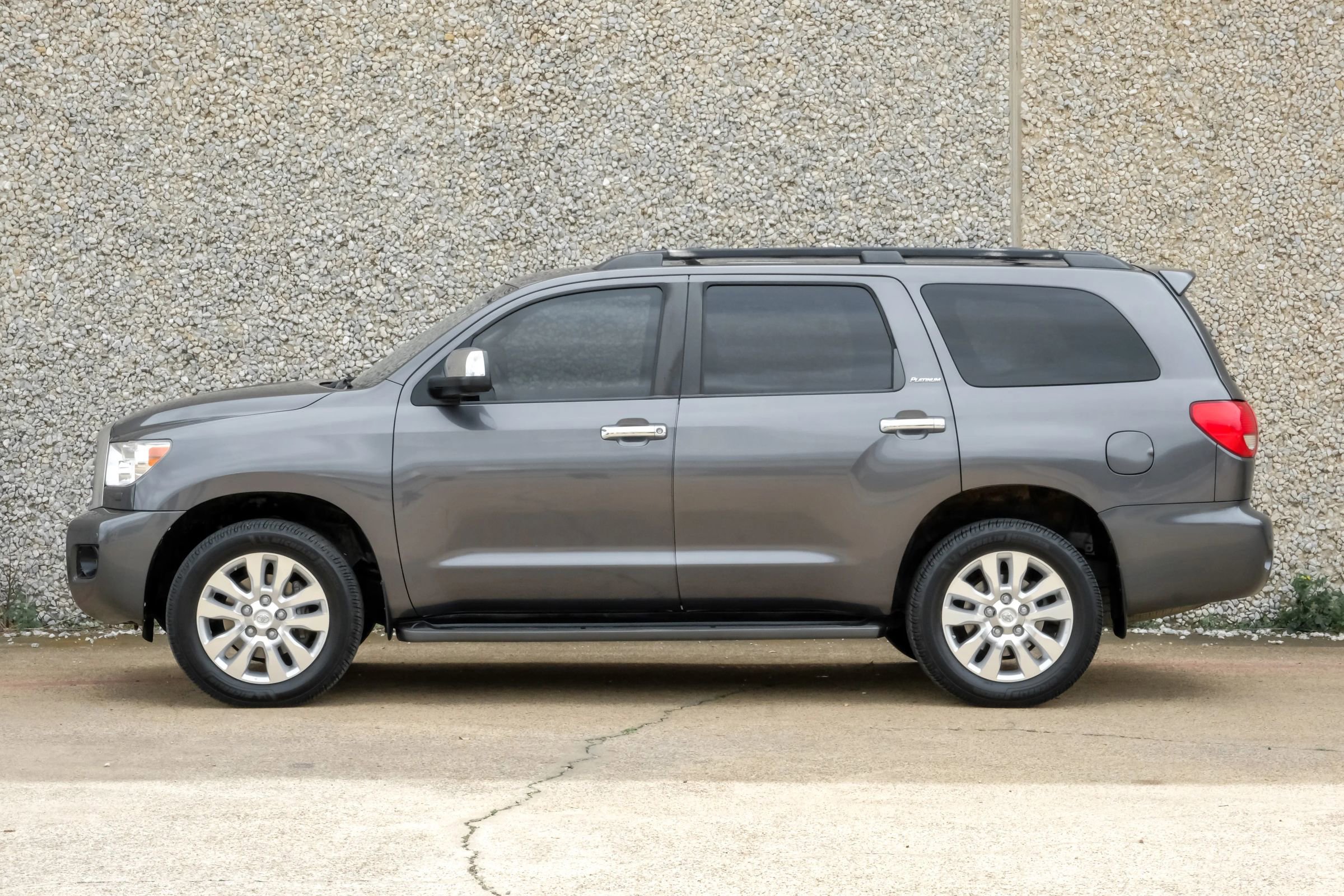 Used 2011 Toyota Sequoia Platinum AWD/4WD image 12