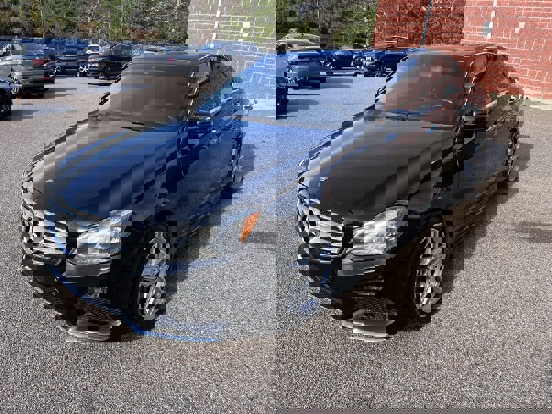 Used 2014 Mercedes-Benz E 350 4MATIC Sedan image 1