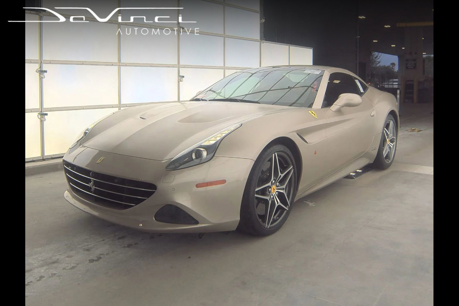 Used 2018 Ferrari California T image 1