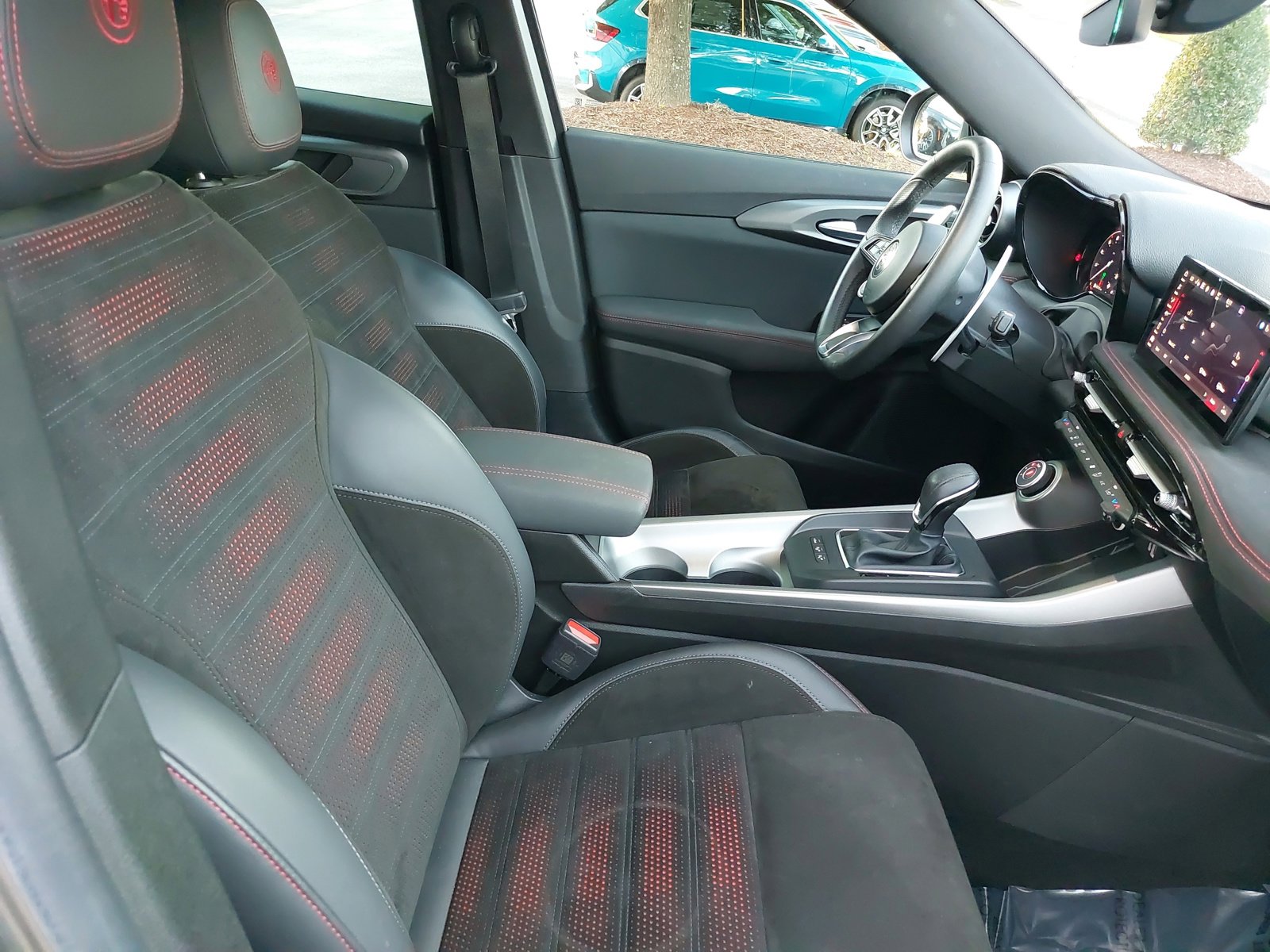 Used 2024 Alfa Romeo Tonale Veloce image 10