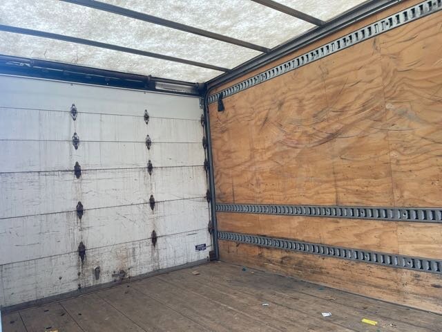Used 2018 Chevrolet Express 4500 Extended w/ Driver Convenience Package RWD image 20