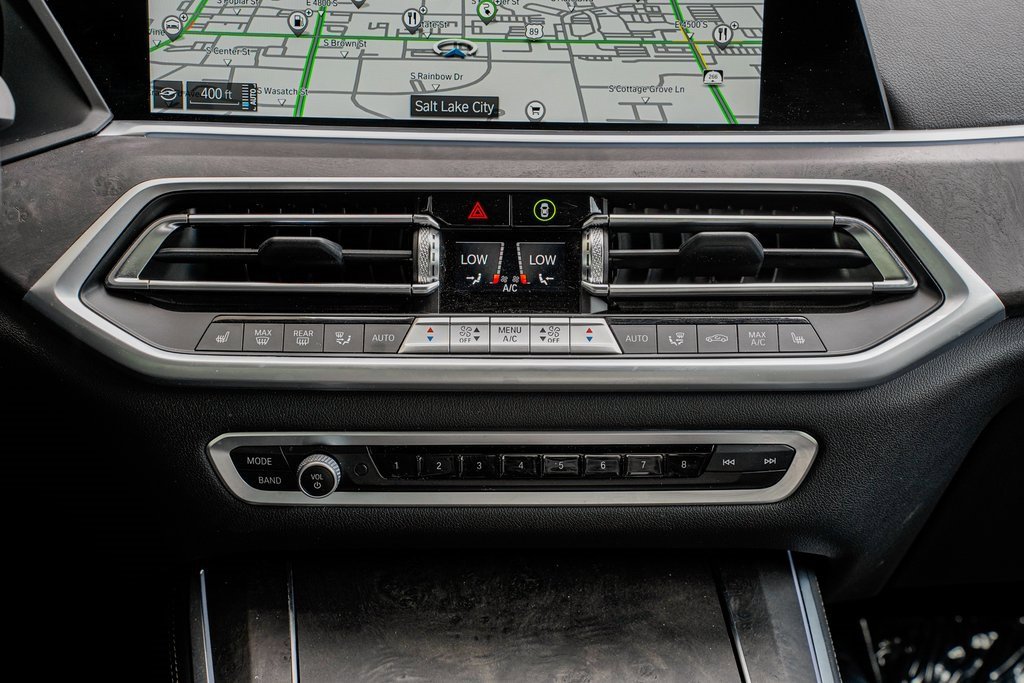 Used 2022 BMW X5 xDrive45e w/ M Sport Package image 15