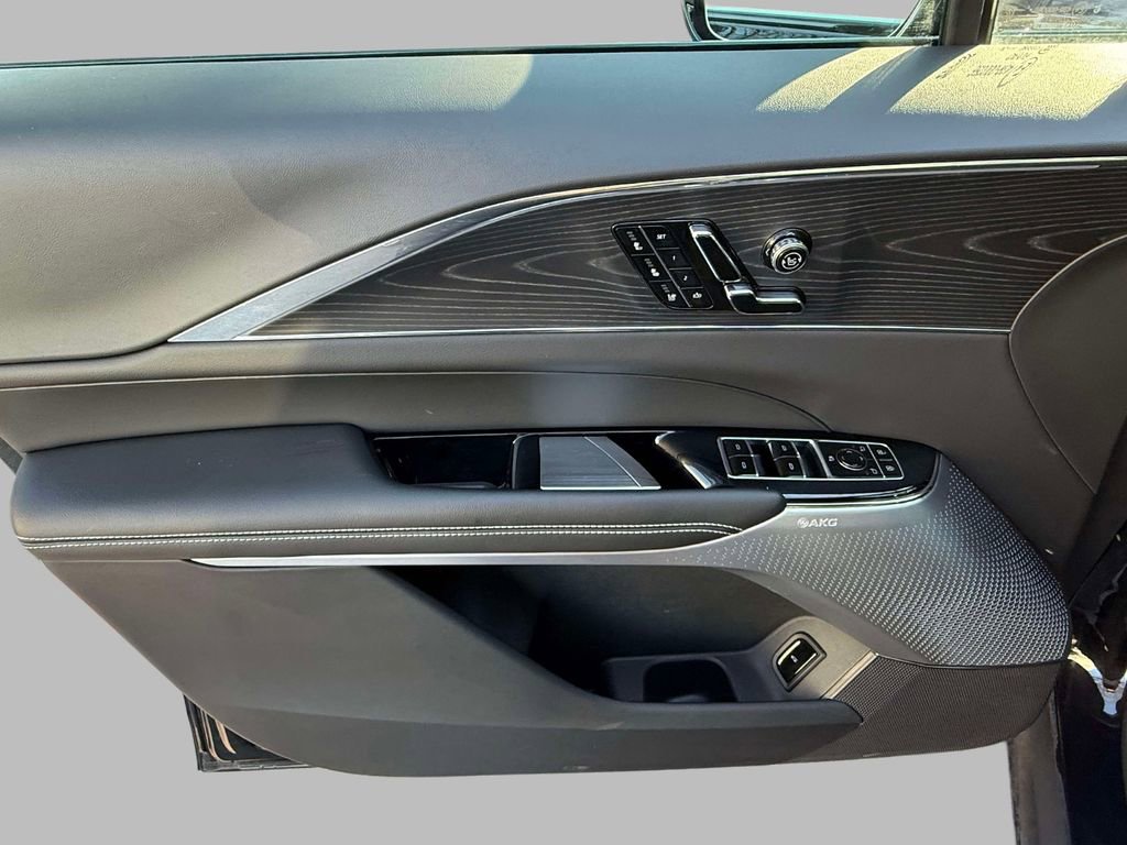 Used 2024 Cadillac Lyriq Luxury w/ LPO, Floor Liner Package image 21