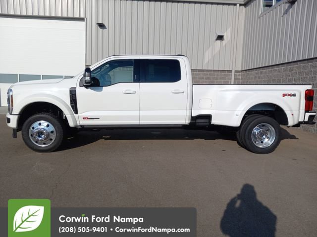 New 2026 Ford F450 Platinum w/ FX4 Off-Road Package image 6