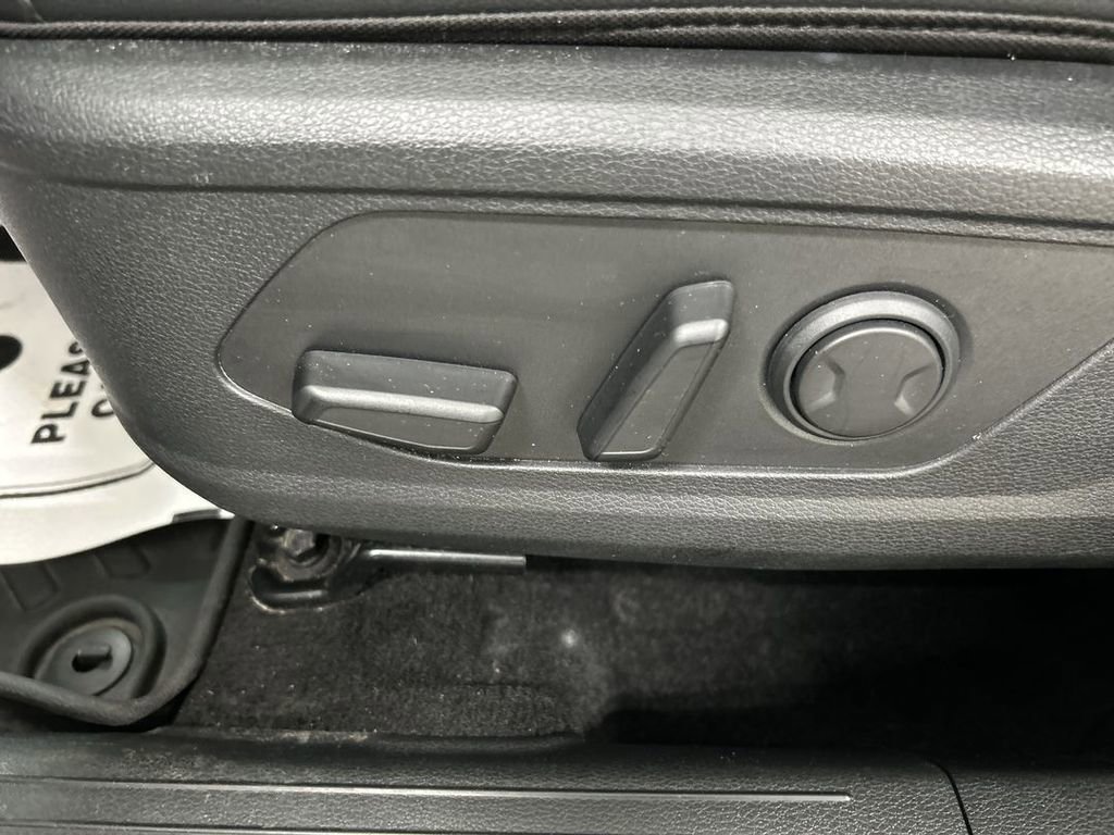 Certified 2023 Kia Sportage EX FWD image 10