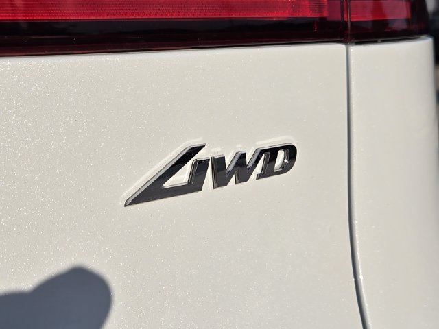 New 2026 Genesis GV70 2.5T Sport Prestige AWD/4WD image 9