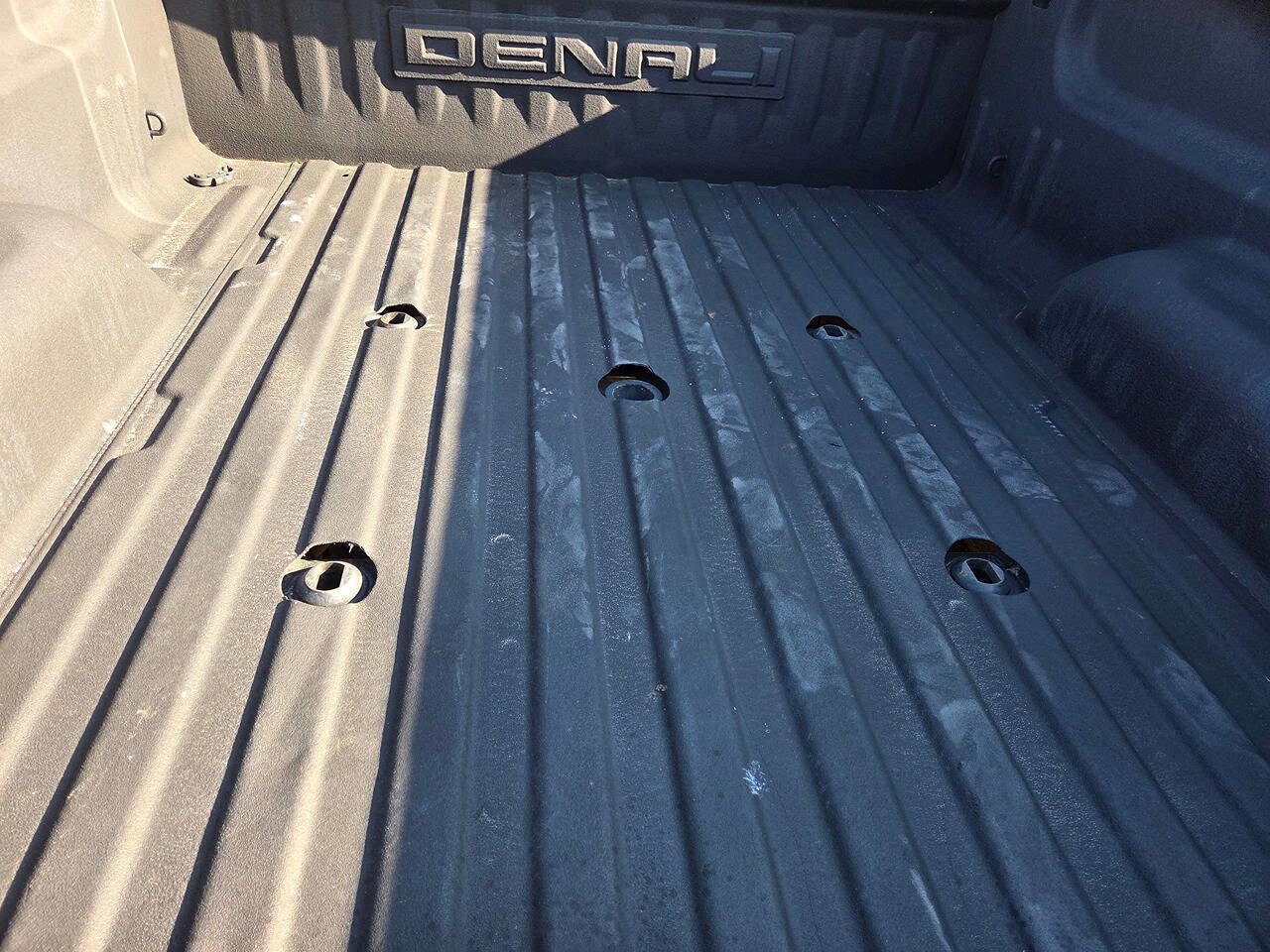 Used 2019 GMC Sierra 2500 Denali image 10