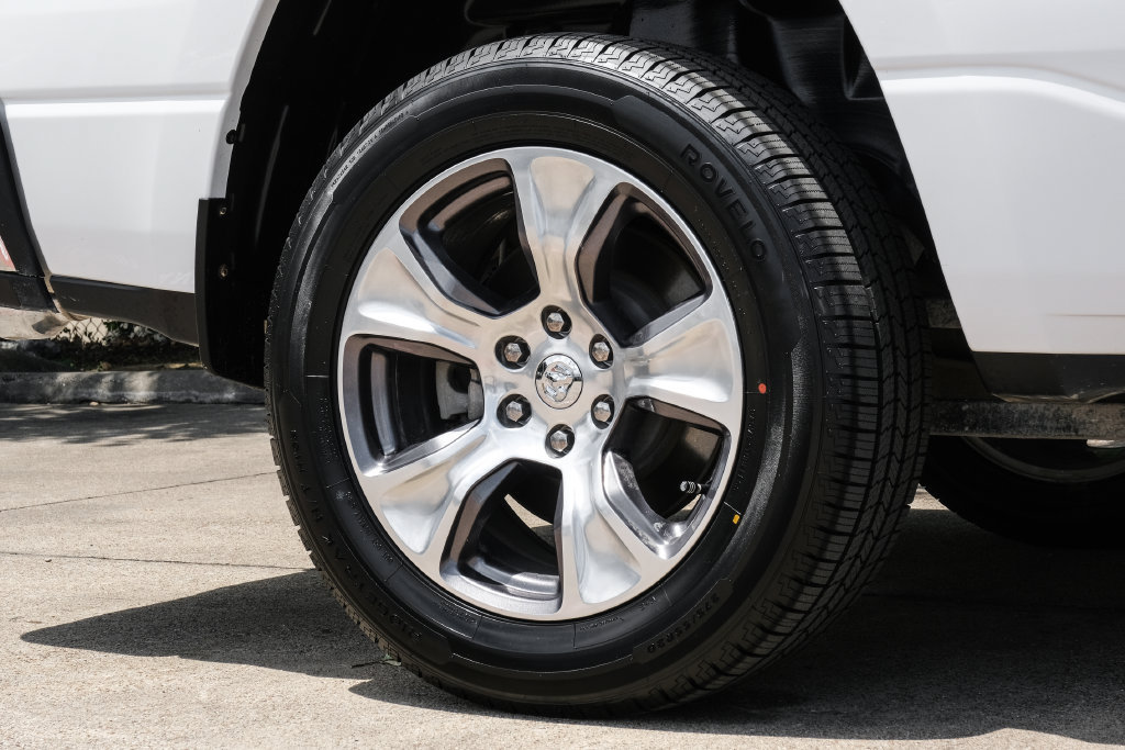 Used 2023 RAM 1500 Laramie AWD/4WD image 71