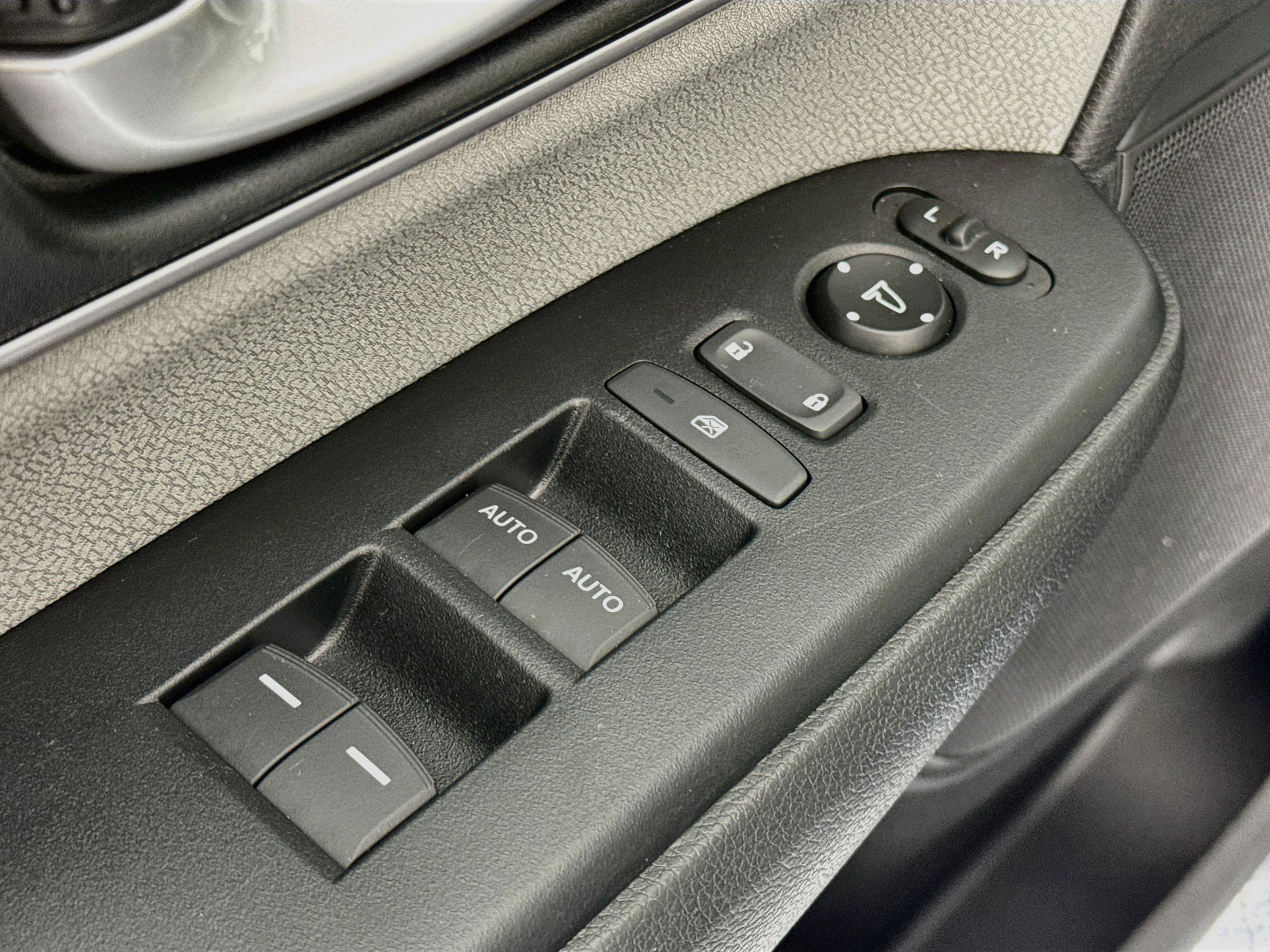 Certified 2017 Honda CR-V EX image 17