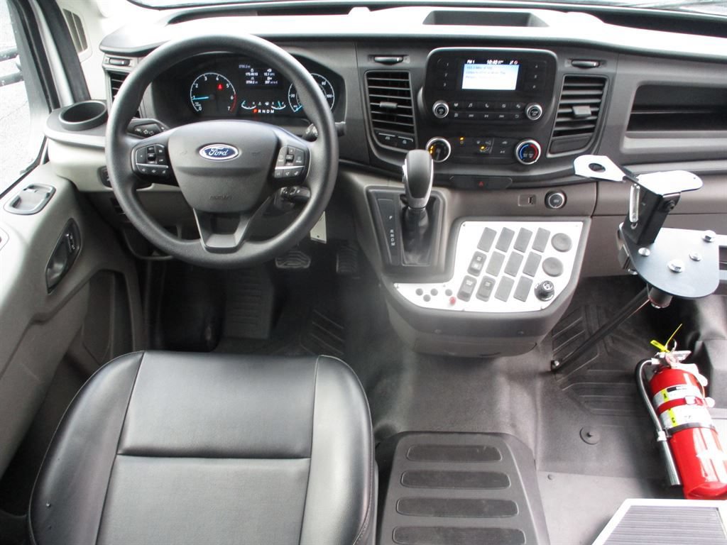 Used 2023 Ford Transit 250 RWD image 7