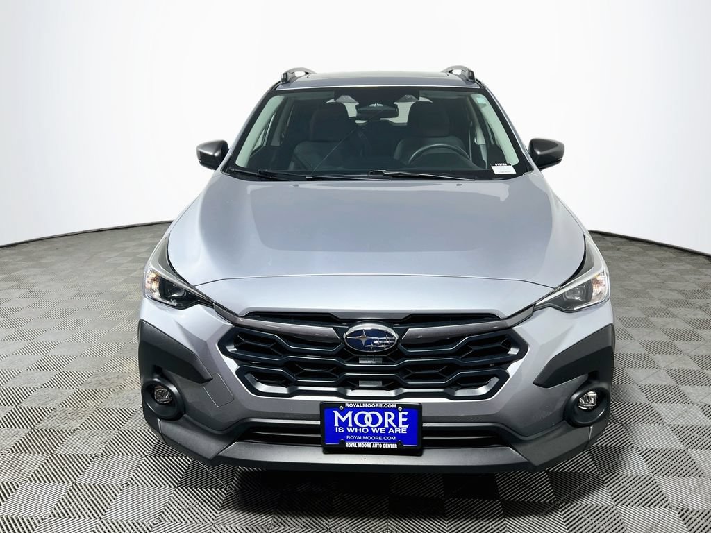 Used 2025 Subaru Crosstrek 2.5i Premium AWD/4WD image 2