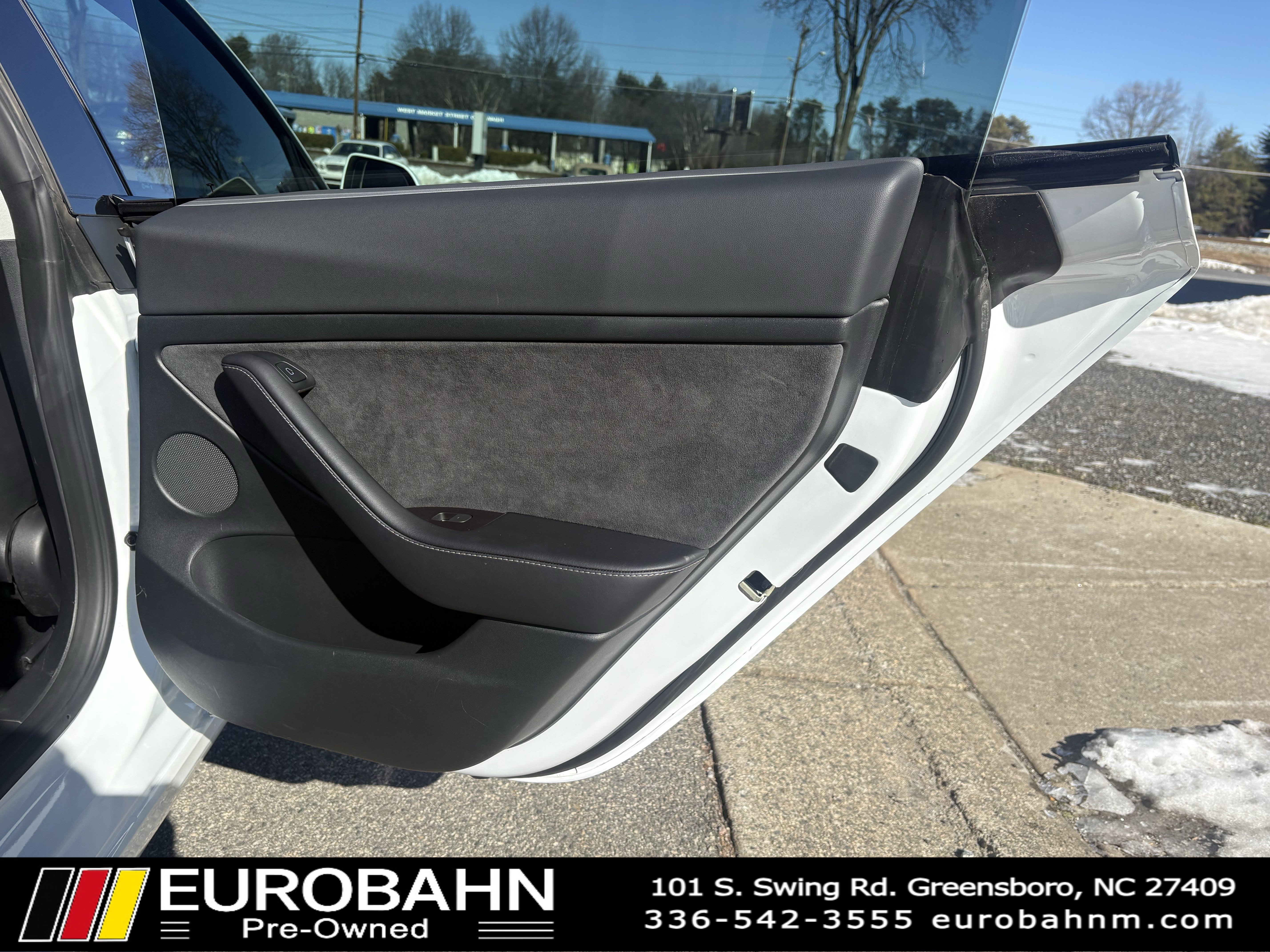 Used 2023 Tesla Model 3 Standard Range image 13