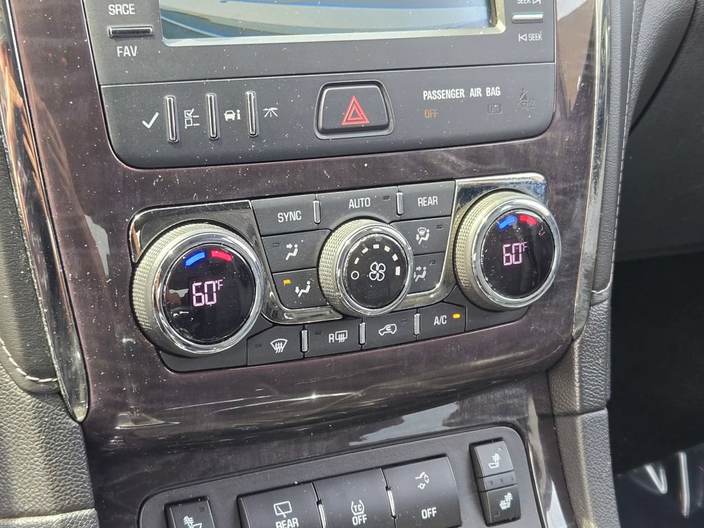 Used 2015 Buick Enclave Leather FWD image 40