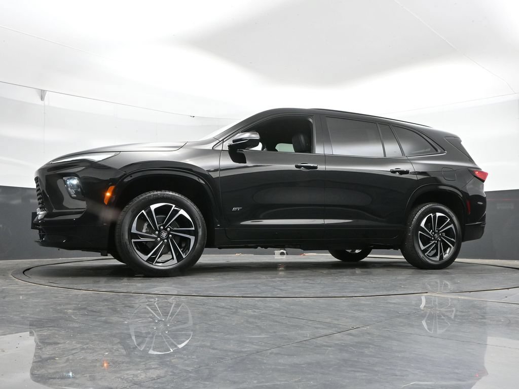 Used 2025 Buick Enclave Sport Touring AWD/4WD image 45