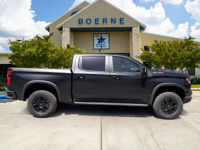 Used 2024 Chevrolet Silverado 1500 ZR2 w/ Technology Package AWD/4WD image 8