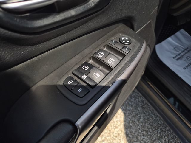 Used 2022 Jeep Cherokee Latitude Lux AWD/4WD image 14