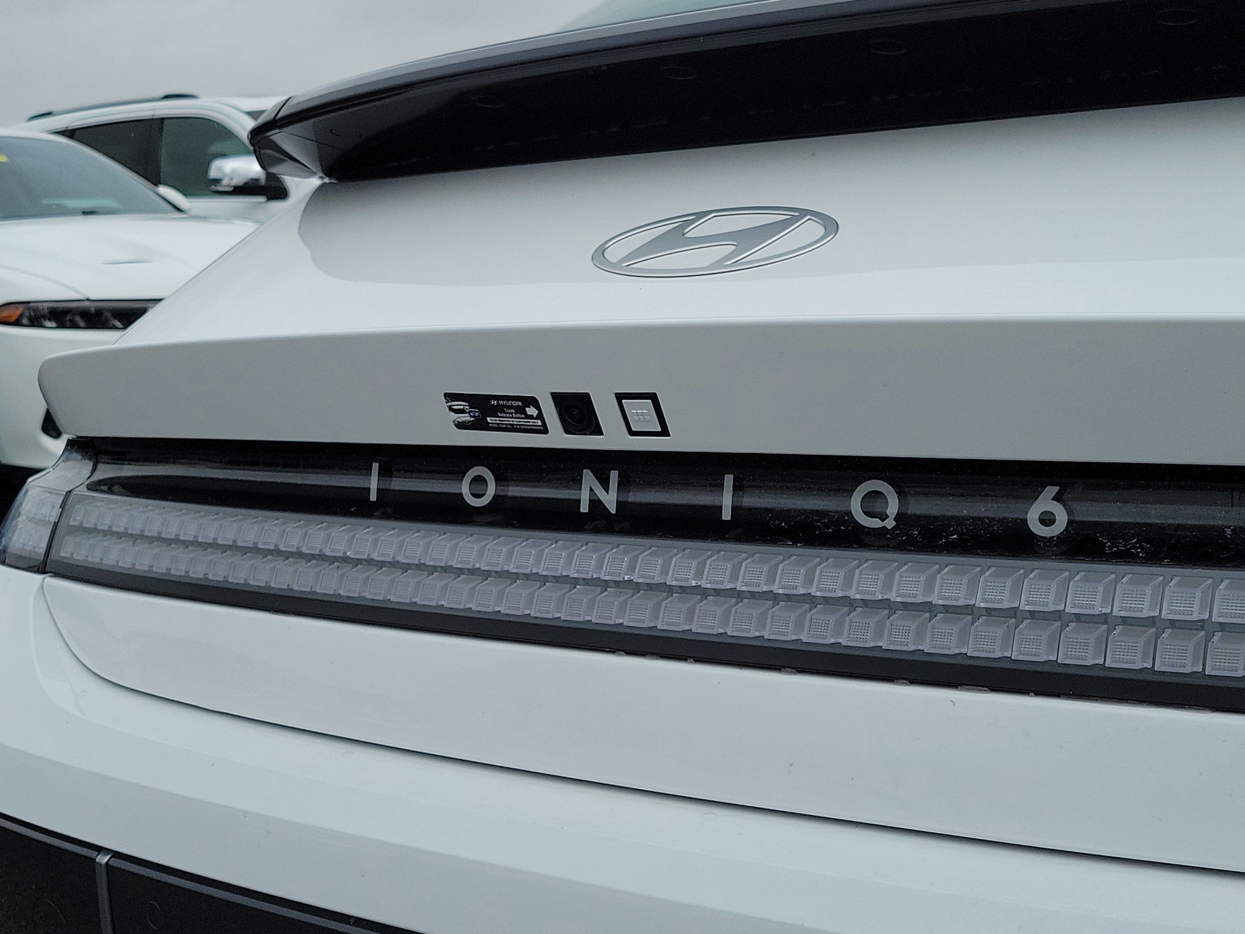 New 2025 Hyundai Ioniq 6 SEL image 6