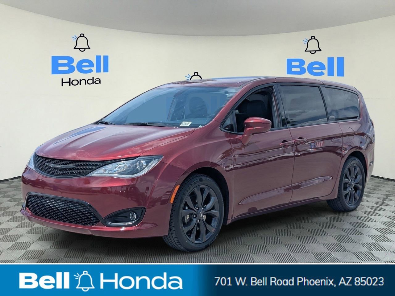 Used 2020 Chrysler Pacifica Touring w/ S Appearance Package