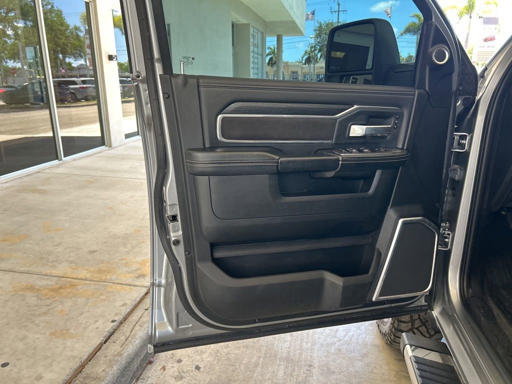 Used 2024 RAM 3500 Laramie w/ Night Edition AWD/4WD image 46