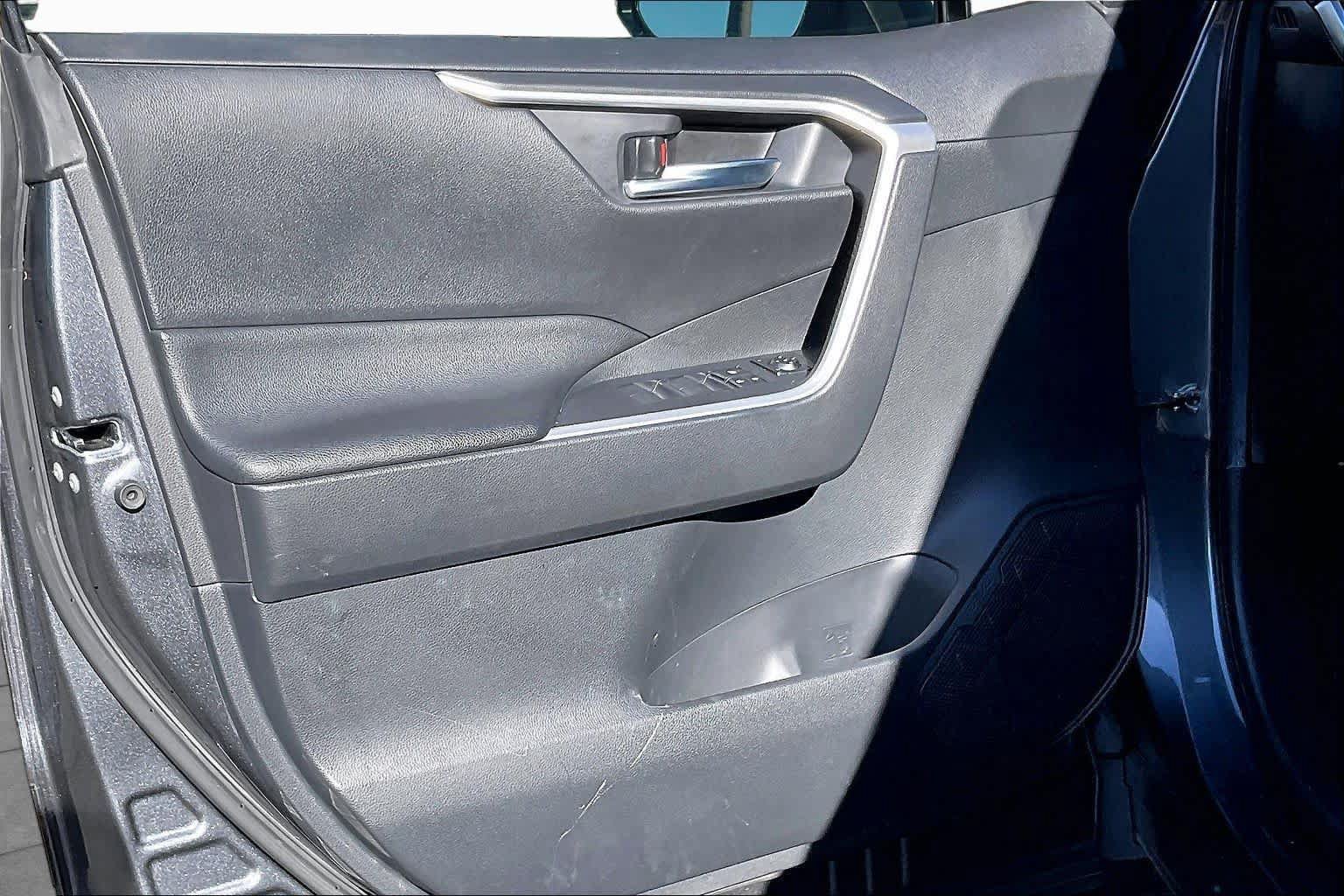 Certified 2023 Toyota RAV4 XLE w/ Convenience Package FWD image 21
