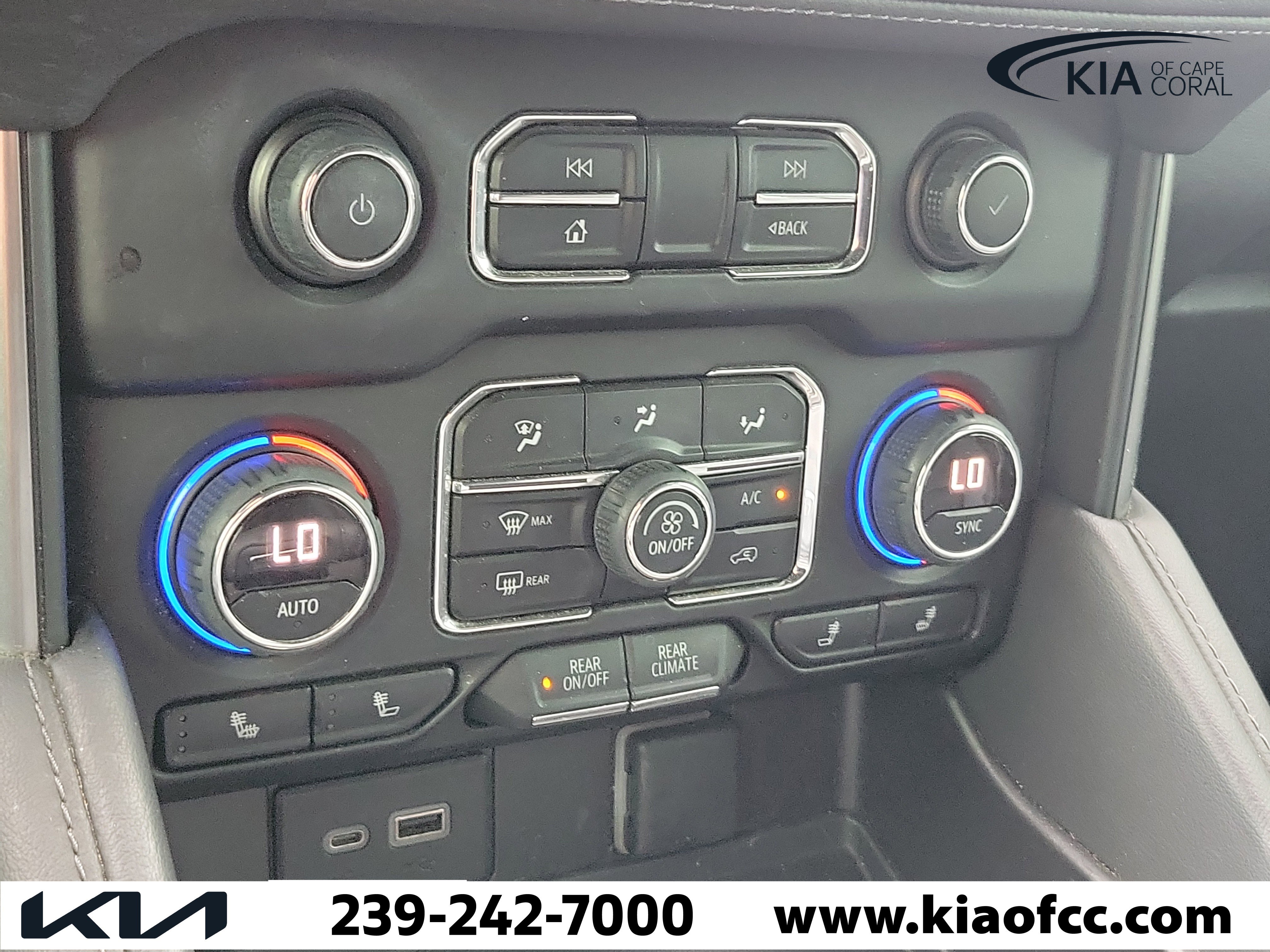 Used 2022 Chevrolet Tahoe Z71 image 27