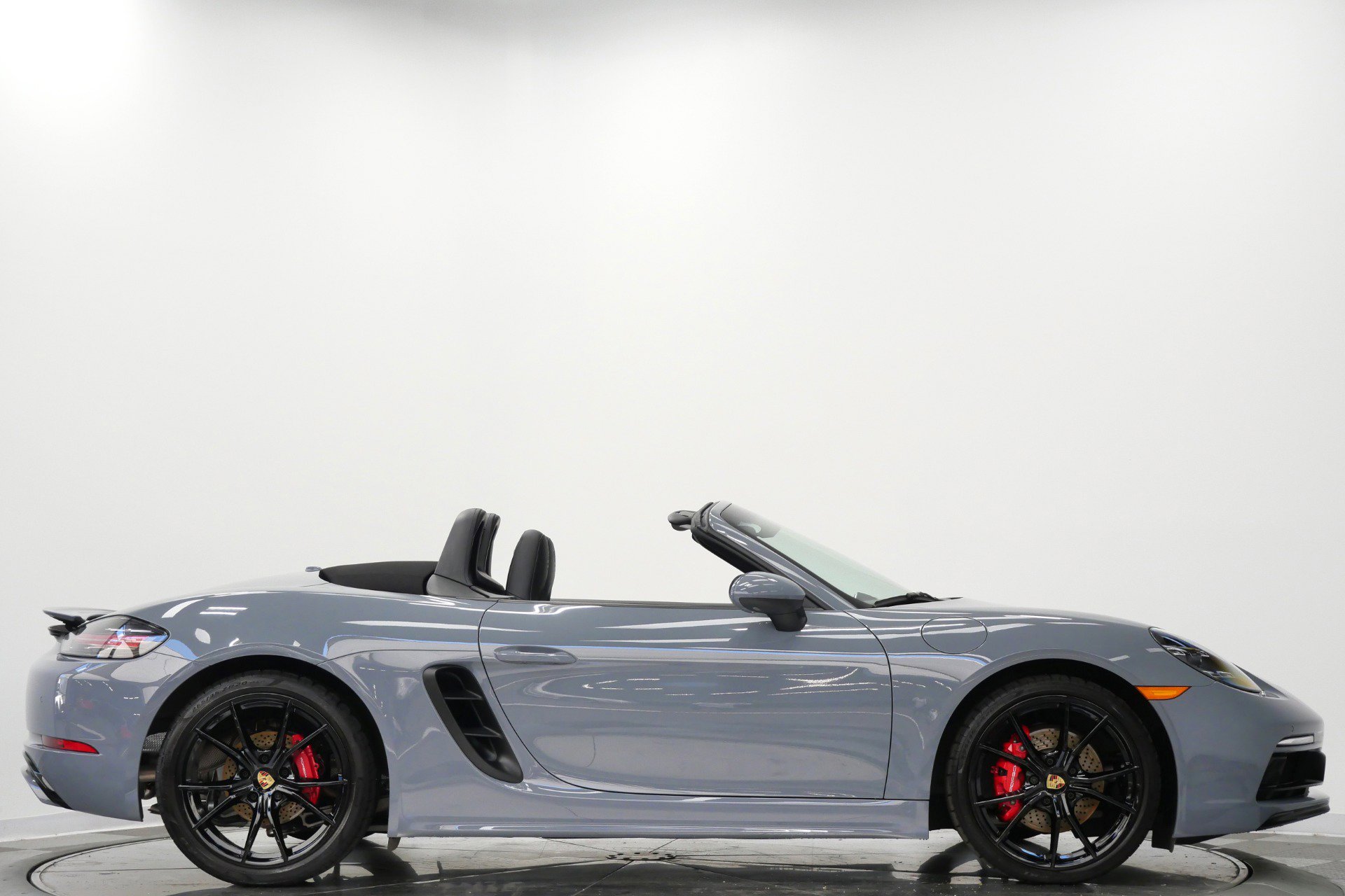 Used 2024 Porsche 718 Boxster S RWD image 46