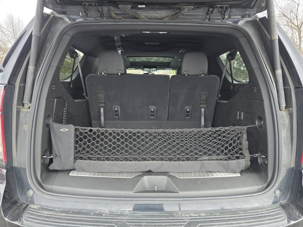 Used 2021 Chevrolet Suburban RST w/ Rear Media and Nav Package image 16