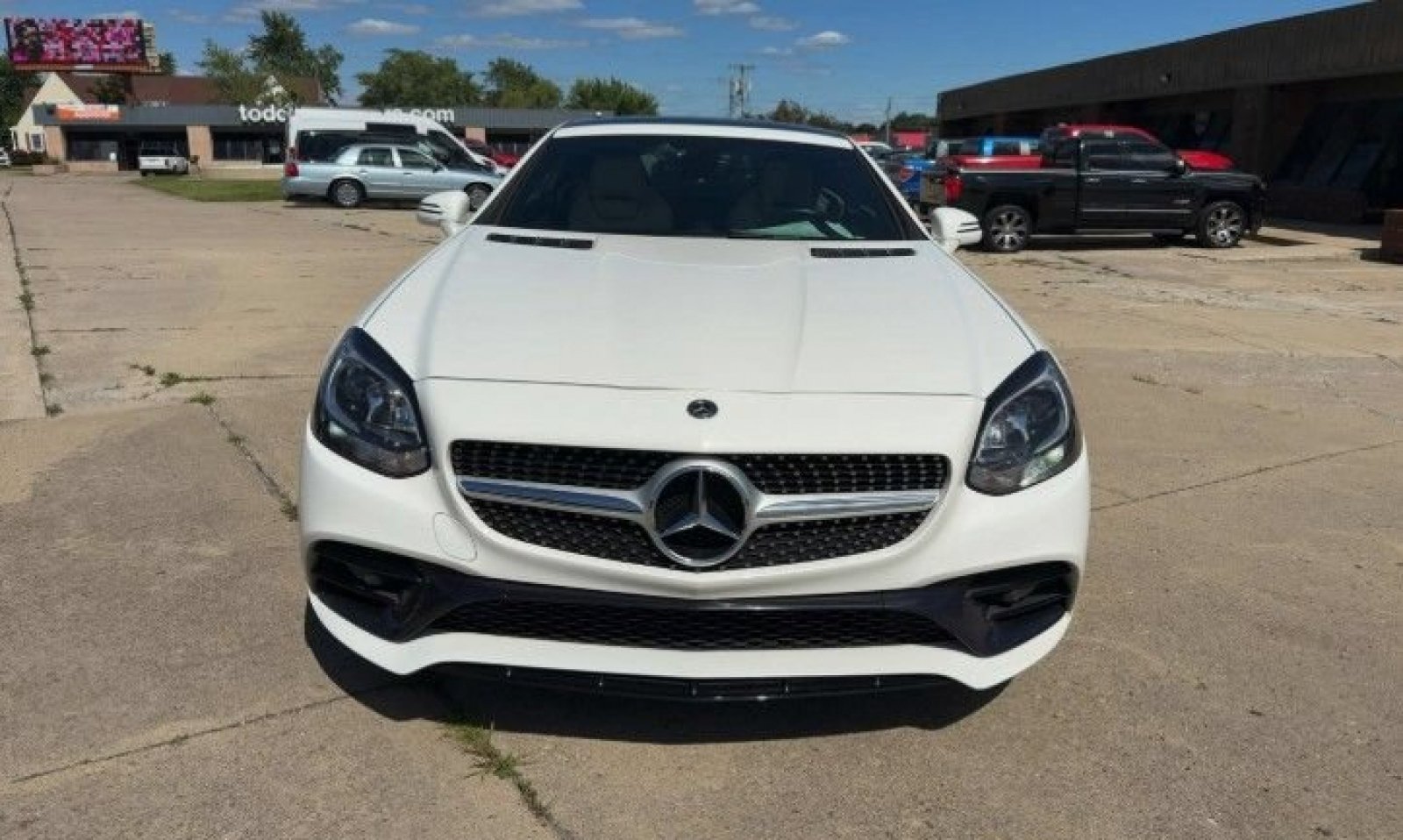 Used 2019 Mercedes-Benz SLC 300 image 6