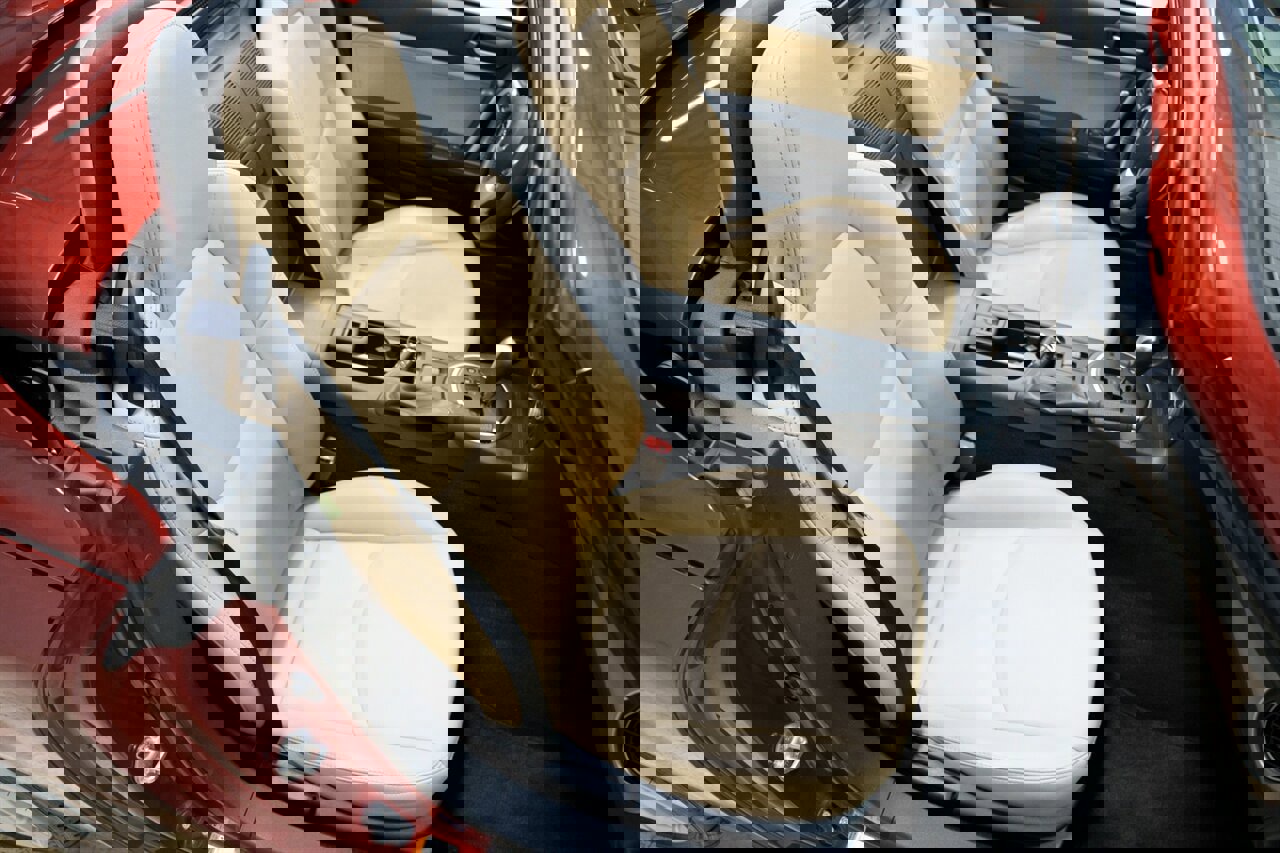 Used 2009 MAZDA MX-5 Miata Grand Touring w/ Premium Pkg image 26