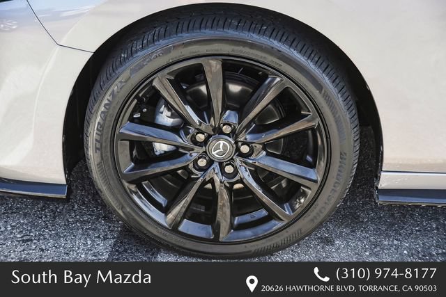 Certified 2025 MAZDA MAZDA3 Hatchback w/ Appearance Package AWD/4WD image 11